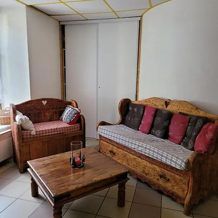 B&B Ancienne Gendarmerie - Gite Les Gens Dorment *